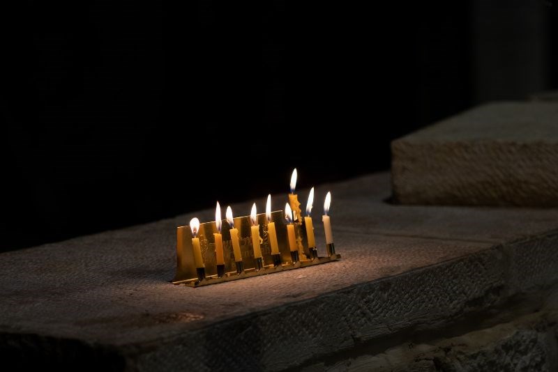 לינה & סיור חנוכיות ירושלמי