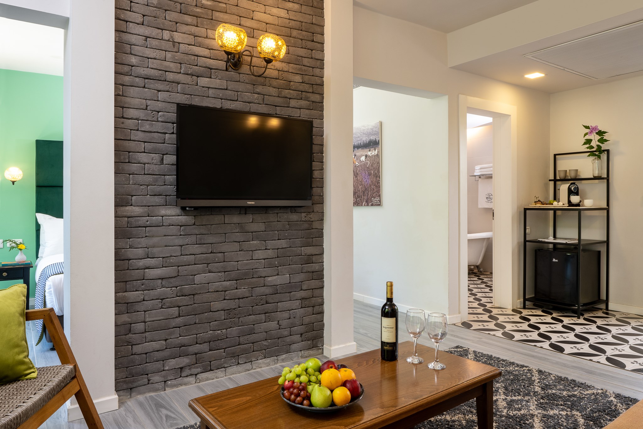 hotelgiladifamilystudio04low.jpg1